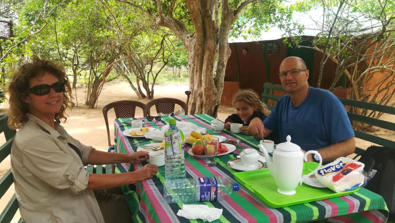 Hotel Yala Wild House Extérieur photo